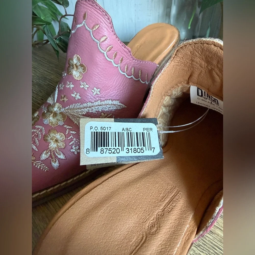 Dingo Women's Pink Leather Wildflower Embroidered Snip Toe Mule Size 7.5 - NWT - Picture 9 of 10